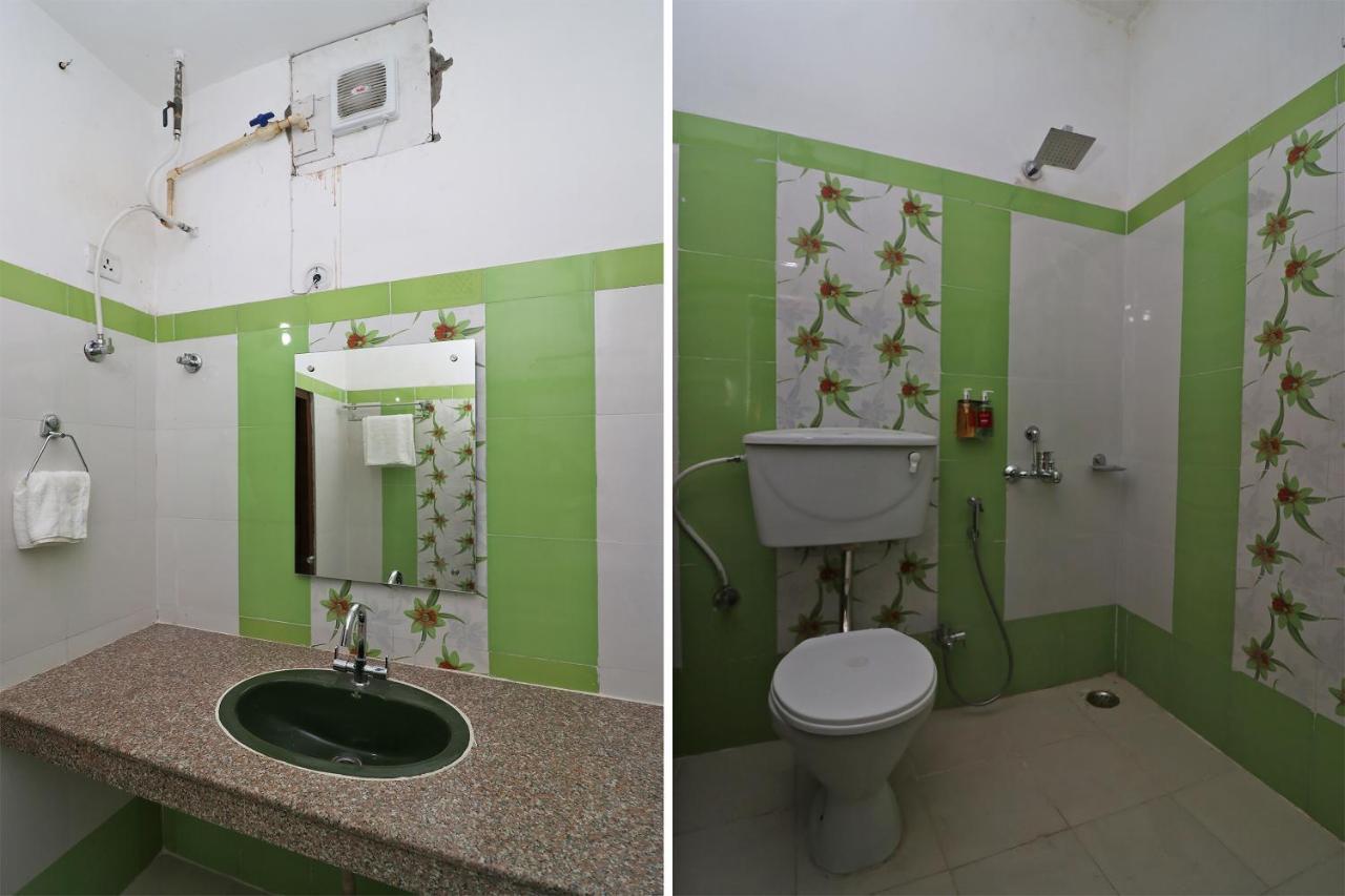 Oyo Flagship 19301 Mezbaan International Naka Hindola Hotel Лакнау Екстериор снимка